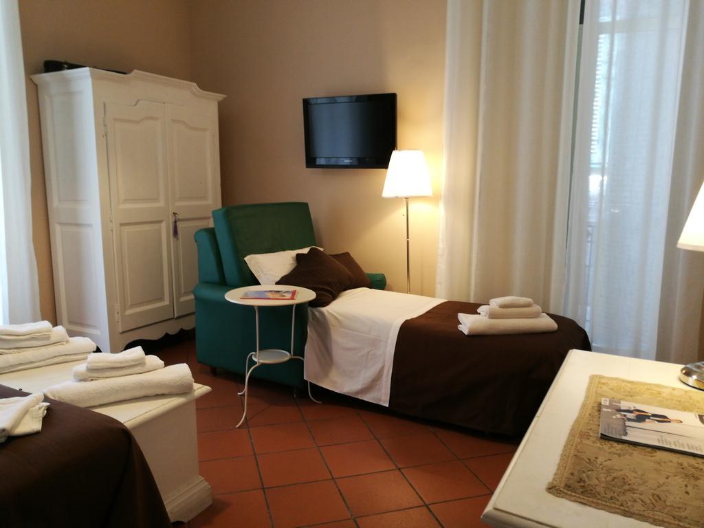 Bed Morelli 49 , Chiaia Bed & Breakfast Napoli